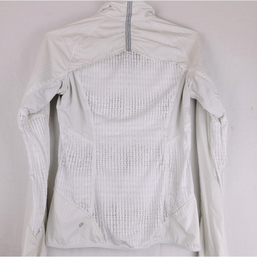 🤍LULULEMON🤍 Run Nada Windbreaker Grayish-white.. Size 6. - Picture 5 of 11